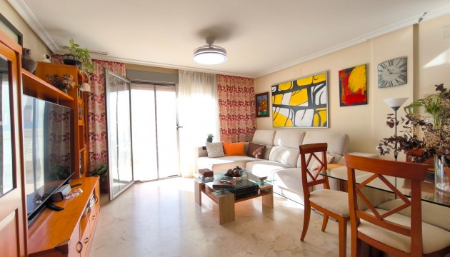 Resale - Apartment - Torrevieja