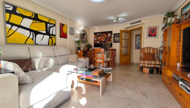 Resale - Apartment - Torrevieja