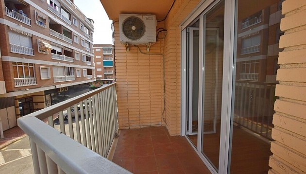 Wiederverkauf - Apartment - Torrevieja - El Acequión - Los Náufragos