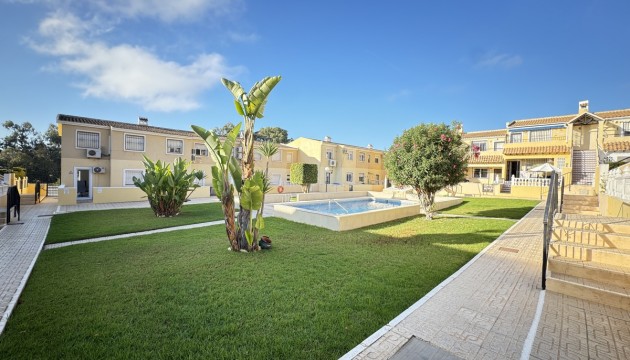 Reventa - Apartamento - Orihuela Costa - Villamartín