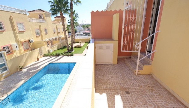 Перепродажа - Таунхаус - Orihuela Costa - Villamartín