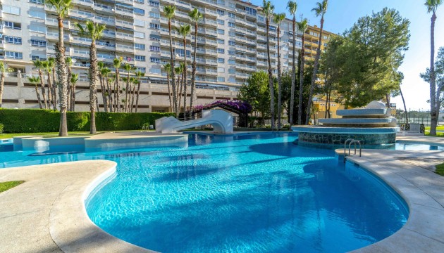 Resale - Apartment - Orihuela Costa - Campoamor