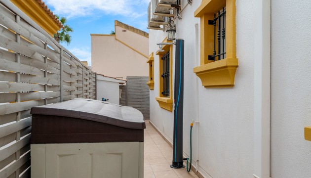 Перепродажа - House - Guardamar del Segura - El Raso