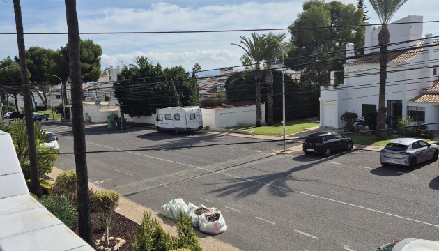 Wiederverkauf - Detached Villa - Orihuela Costa - Villamartín