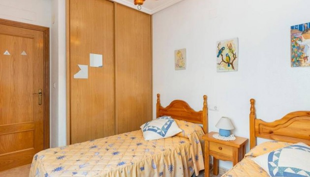 Herverkoop - Apartment - Torrevieja - Playa del Cura