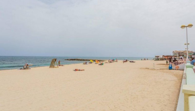 Перепродажа - Квартира - Torrevieja - Playa del Cura