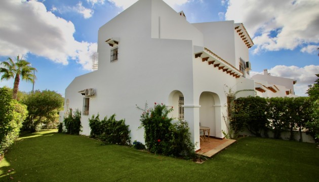 Resale - Townhouse - Orihuela Costa - Villamartín