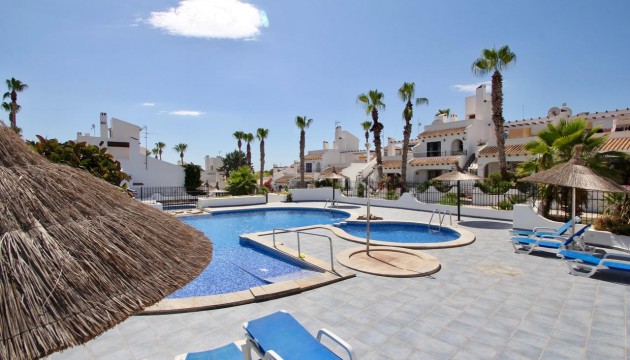 Перепродажа - End Terraced - Orihuela Costa - Villamartín