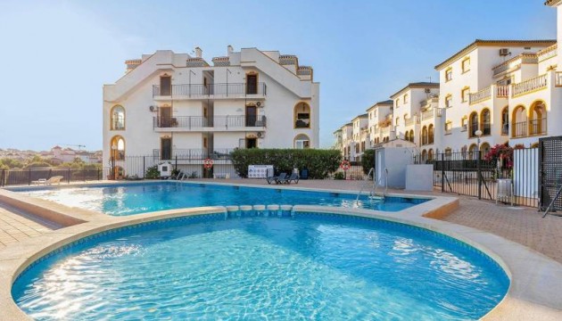 Перепродажа - Квартира - Orihuela Costa - La Zenia