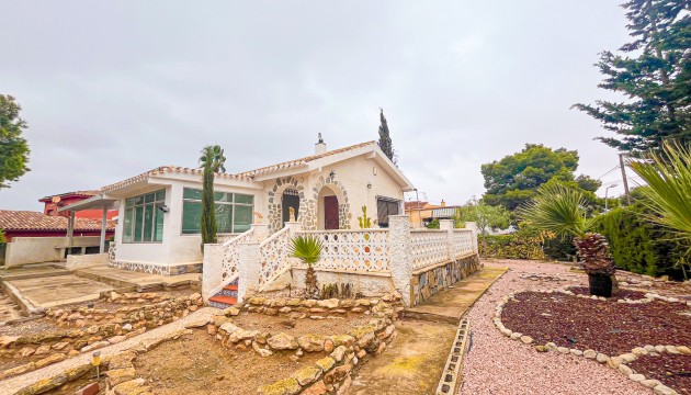 Resale - Detached Villa - Torrevieja - Los Balcones - Los Altos del Edén