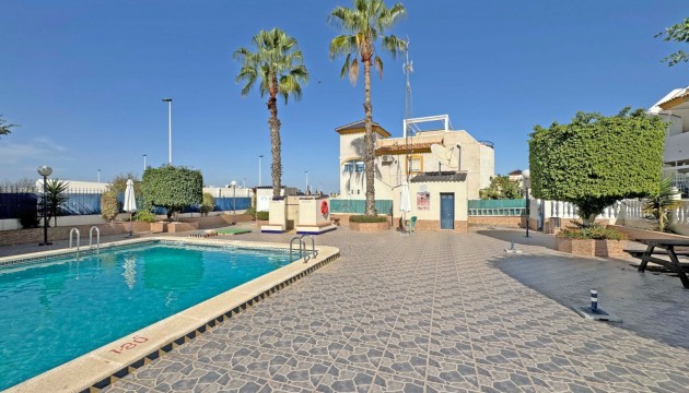 Herverkoop - Apartment - Torrevieja