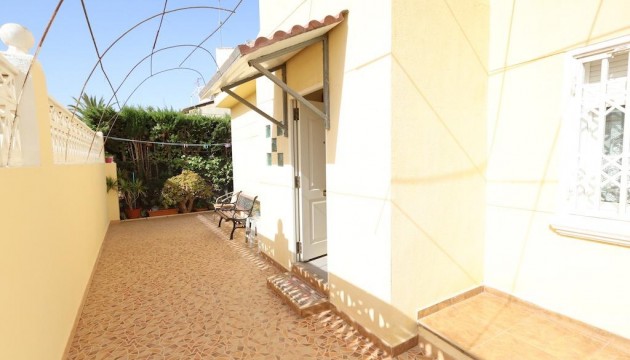 Herverkoop - Detached Villa - Orihuela Costa - Playa Flamenca