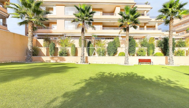 Herverkoop - Apartment - Orihuela Costa - Villamartín