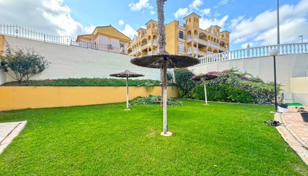 Herverkoop - Apartment - Orihuela Costa - Villamartín