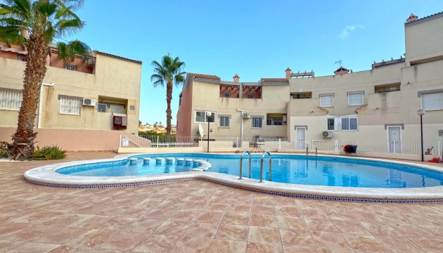 Herverkoop - Apartment - Orihuela Costa - Villamartín