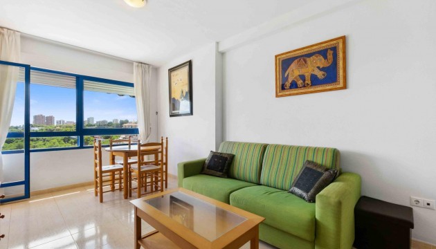 Resale - Apartment - Orihuela Costa - Campoamor