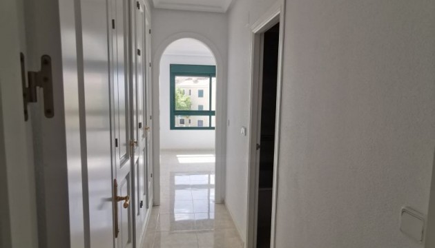 Resale - Apartment - Orihuela Costa