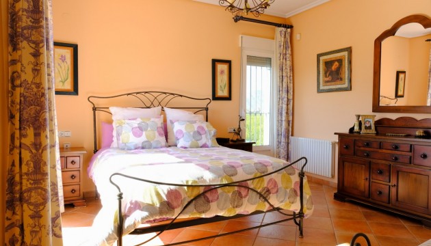 Herverkoop - Country House - Orihuela