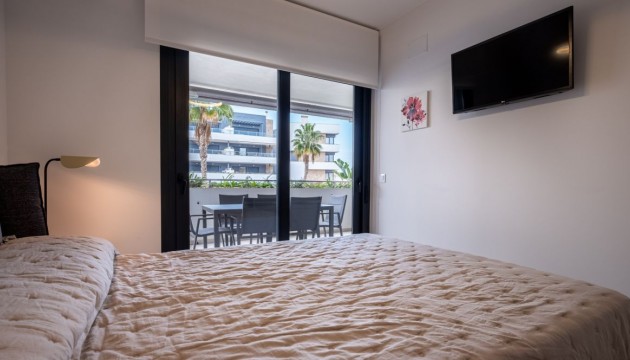 Videresalg - Apartment - Orihuela Costa