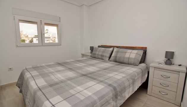 Resale - Bungalow - Orihuela Costa - Villamartín