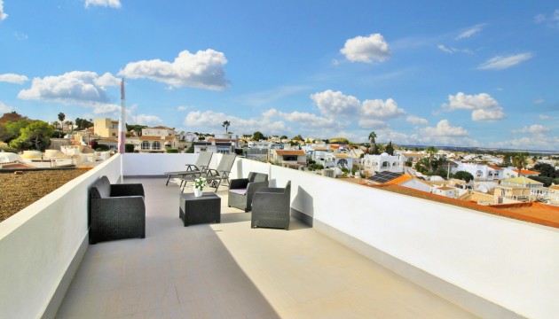 Resale - Bungalow - Orihuela Costa - Villamartín