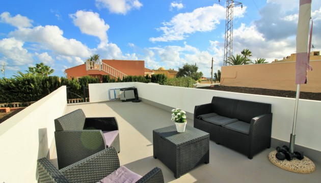 Resale - Bungalow - Orihuela Costa - Villamartín