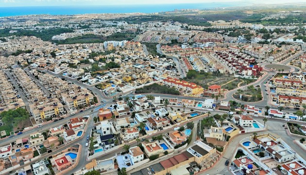 Resale - Bungalow - Orihuela Costa - Villamartín