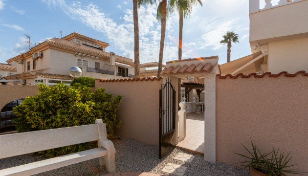 Reventa - Chalet Independiente - Orihuela Costa - Playa Flamenca