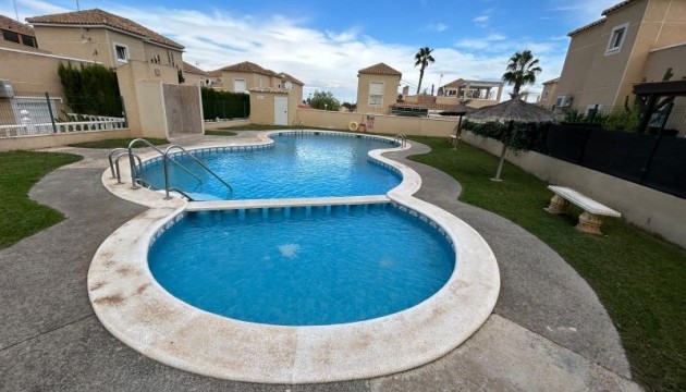 Wiederverkauf - Duplex - Torrevieja