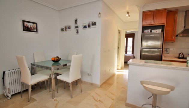 Resale - Apartment - Orihuela Costa - Villamartín