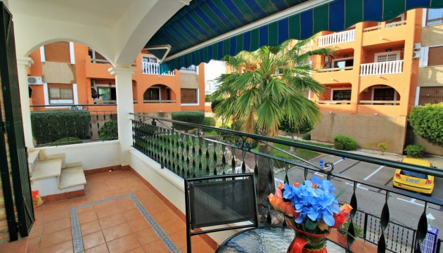 Resale - Apartment - Orihuela Costa - Villamartín