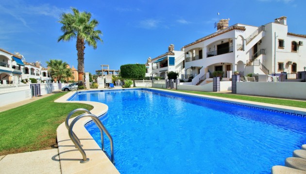 Resale - Apartment - Orihuela Costa - Villamartín