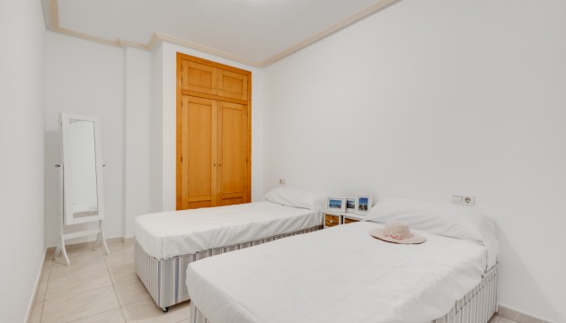 Resale - Apartment - Orihuela Costa - calle Pavo Real