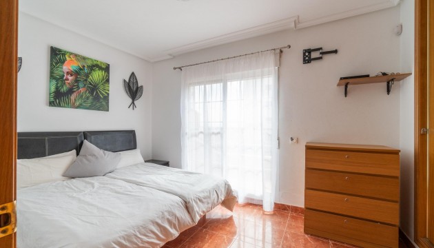 Resale - Bungalow - Orihuela Costa - Los Dolses