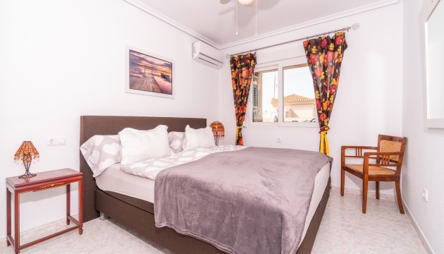 Resale - Apartment - Orihuela Costa - Playa Flamenca