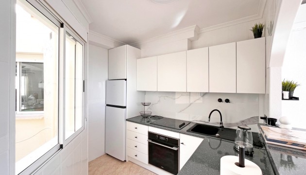 Resale - Apartment - Orihuela Costa - Playa Flamenca