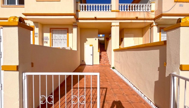 Resale - Apartment - Orihuela Costa - Playa Flamenca