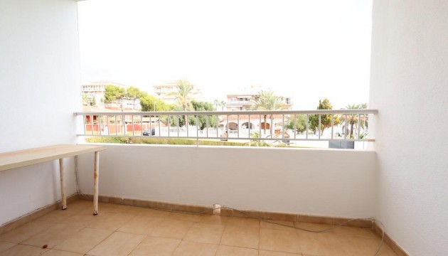 Resale - Apartment - Torrevieja - Punta Prima