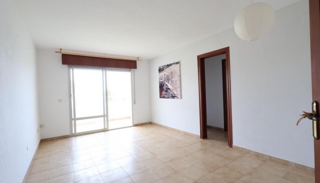 Resale - Apartment - Torrevieja - Punta Prima