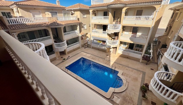 Resale - Apartment - Orihuela Costa - La Florida