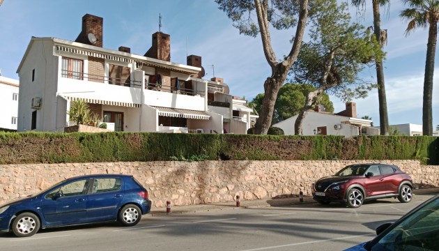 Resale - Apartment - Orihuela Costa - Villamartín