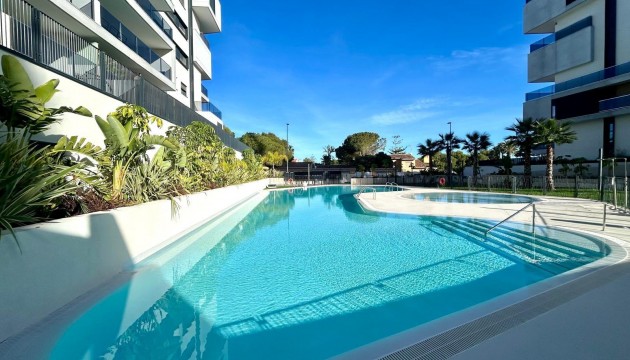 Resale - Apartment - Orihuela Costa - Dehesa de campoamor