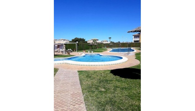 Resale - Detached Villa - Orihuela Costa - Villamartín