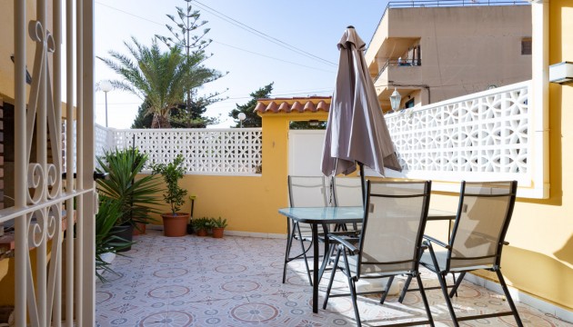 Resale - Semi Detached Villa - Torrevieja - Los Frutales