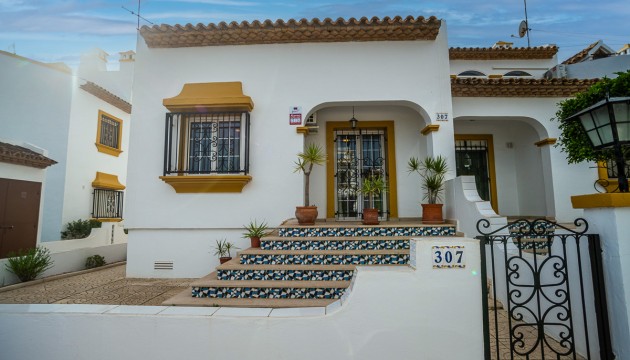 Herverkoop - Semi Detached Villa - Orihuela Costa - Villamartín