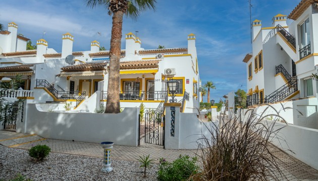 Herverkoop - Semi Detached Villa - Orihuela Costa - Villamartín