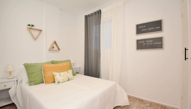 Resale - Apartment - Orihuela Costa - Villamartín