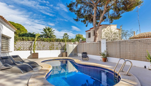 Resale - Detached Villa - Orihuela Costa