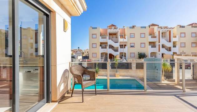 Videresalg - Detached Villa - Orihuela Costa