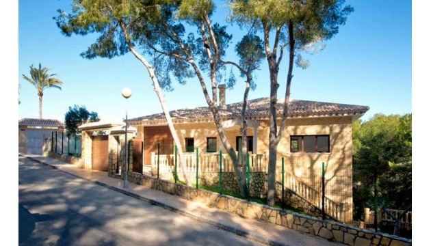 Wiederverkauf - Detached Villa - Orihuela Costa - Campoamor